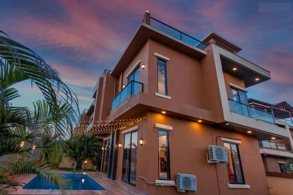 Martini Villa By Aquastay Lonavala Exterior photo